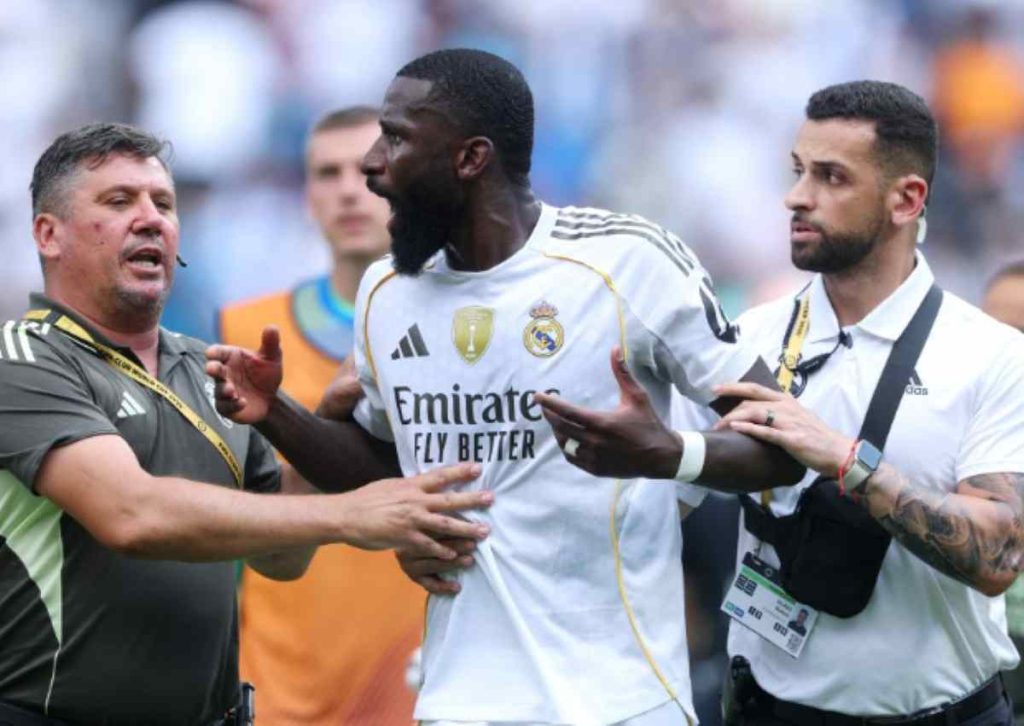Baru Saja Kembali Membela Real Madrid, Antonio Rudiger Cedera Lagi